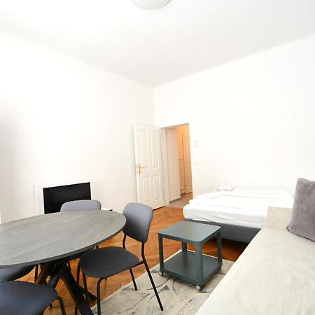 Universum Apartment 4 Vienne Extérieur photo